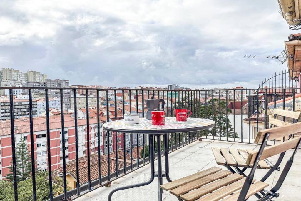 Apartament Acogedor Loft Con Vistas A La Ciudad Santander Zewnętrze zdjęcie